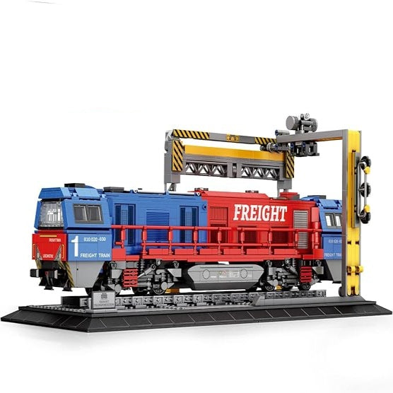 G2000 Freight Train Building Block Set with Base - R4