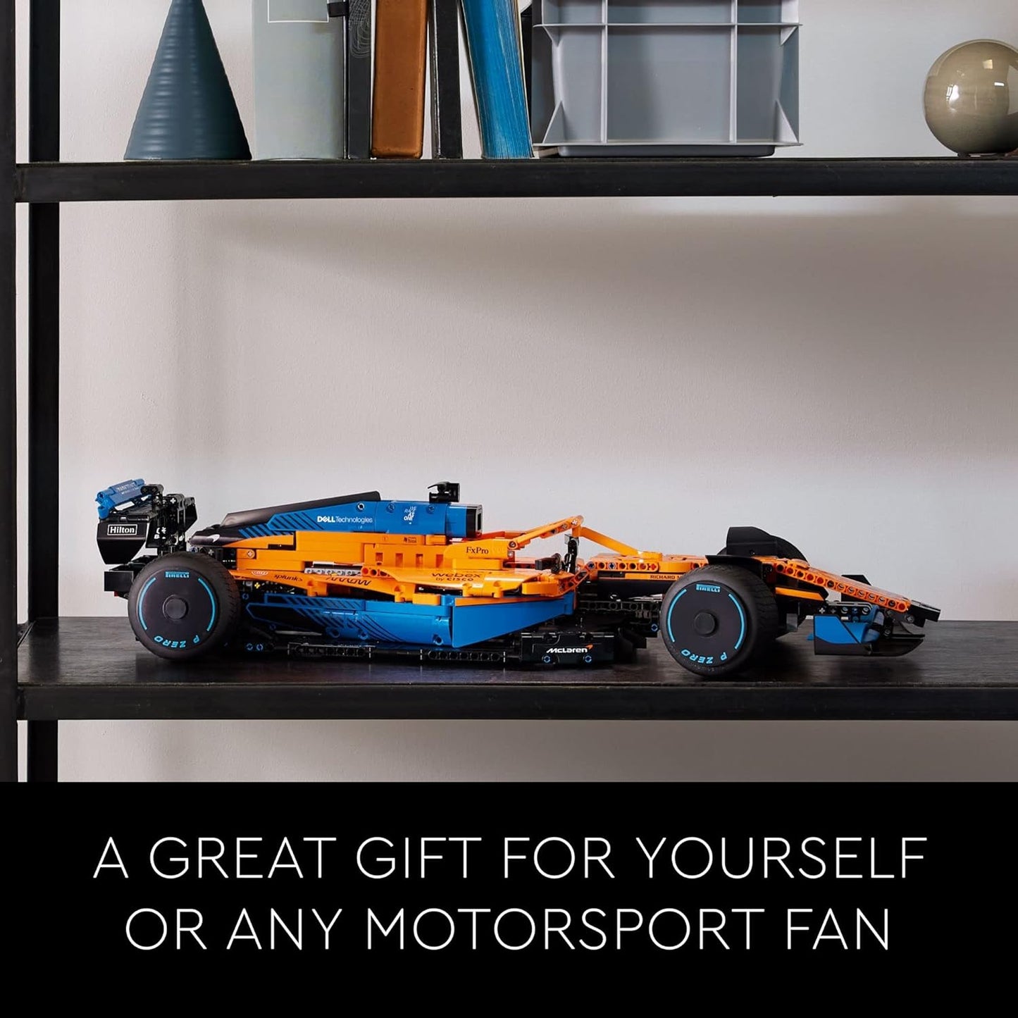 McLaren Formula 1 2022 Replica Racing Model-C13