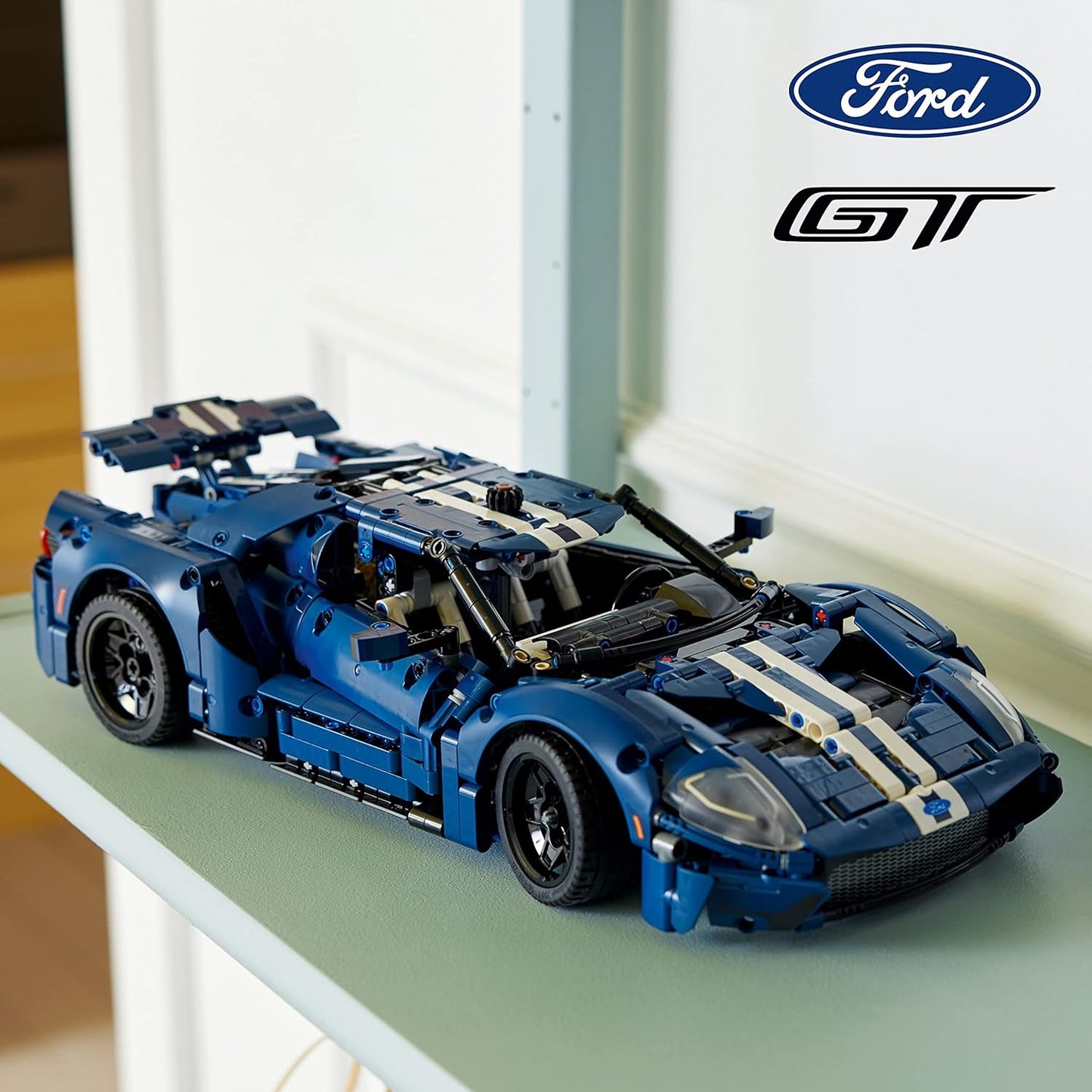 1:12 Scale 2022 Ford GT Adult Building Set - C8