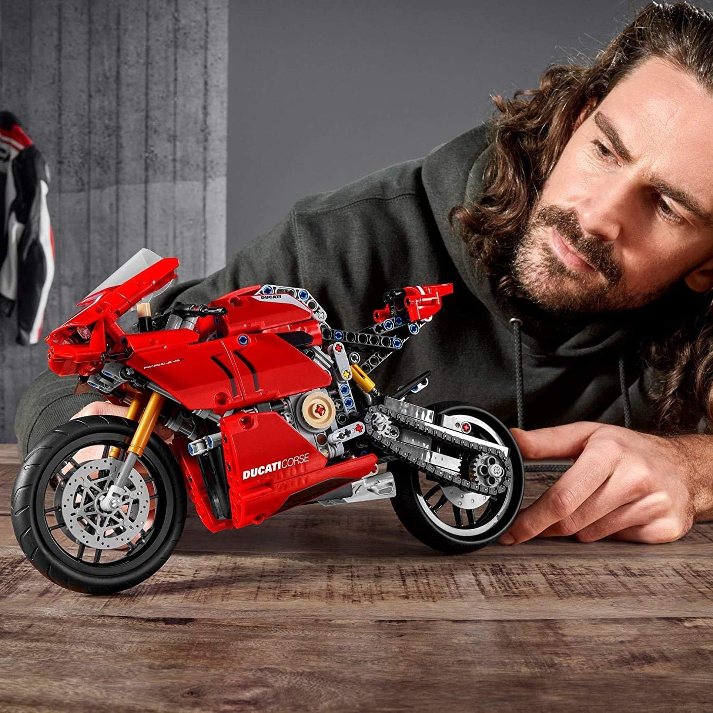 Ducati Panigale V4 R Motorcycle Building Blocks - M20