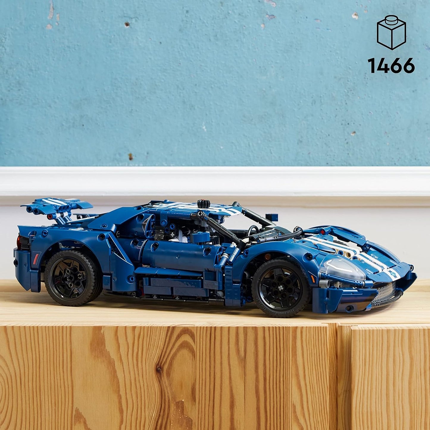 1:12 Scale 2022 Ford GT Adult Building Set - C8